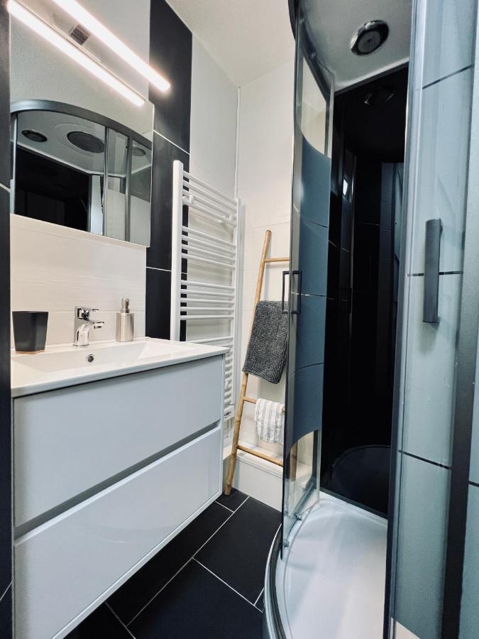 Apartment Centre Station - Refait A Neuf 4 Personnes Laveissière